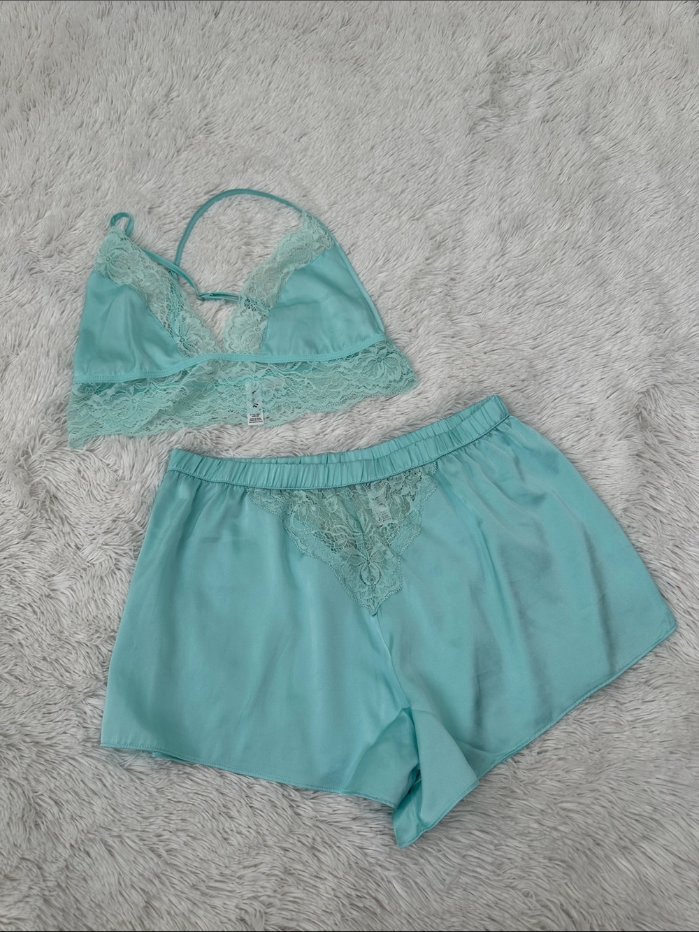 👛 NWOT Dreamgirl Satin Pajama Lingerie Set